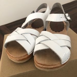 Hanna Andersson Buckle Sandals